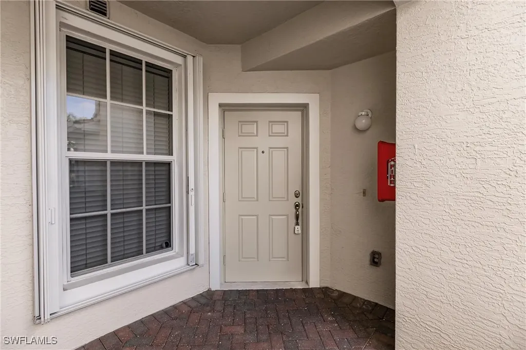 1325 Henley Street Naples FL 34105