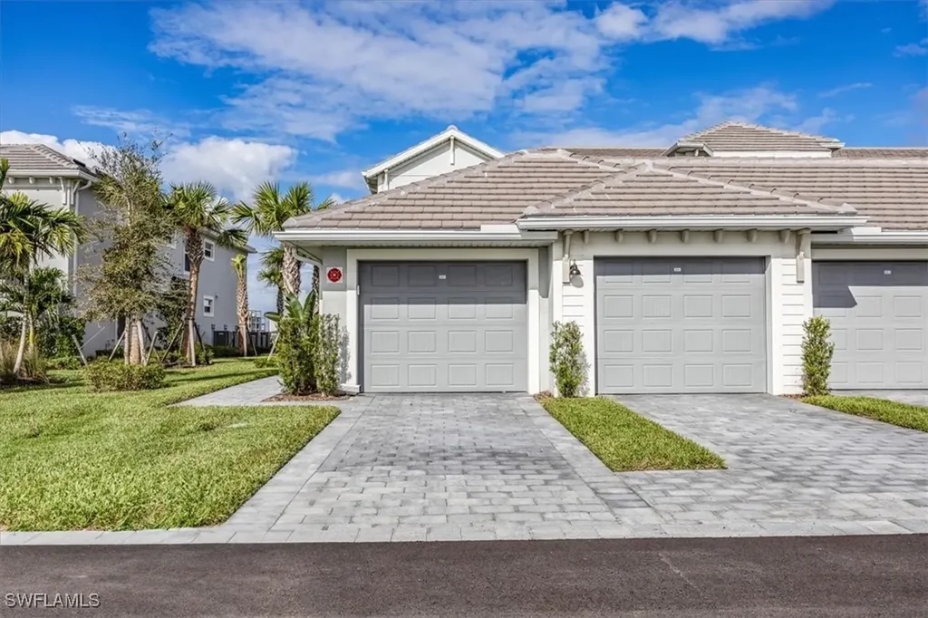 Ave Maria FL, 5427 Double Eagle Circle, Unit 2811