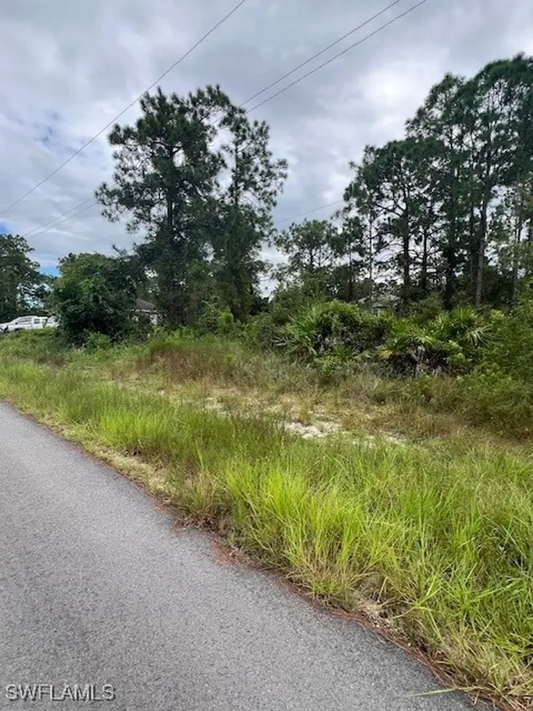 850 Calais Street E Lehigh Acres FL 33974