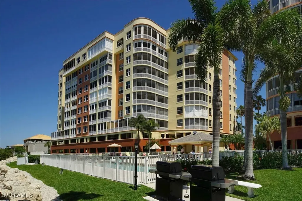 14200 Royal Harbour Court Fort Myers FL 33908