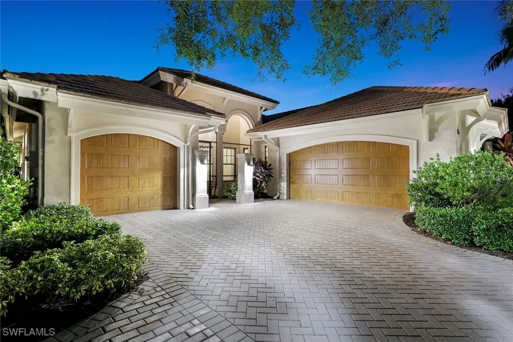 7466 Martinique Terrace Naples FL 34113