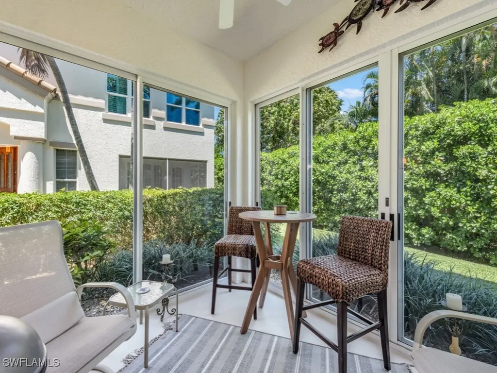 241 Colonade Circle Naples FL 34103
