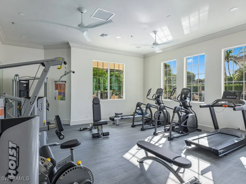 241 Colonade Circle Naples FL 34103
