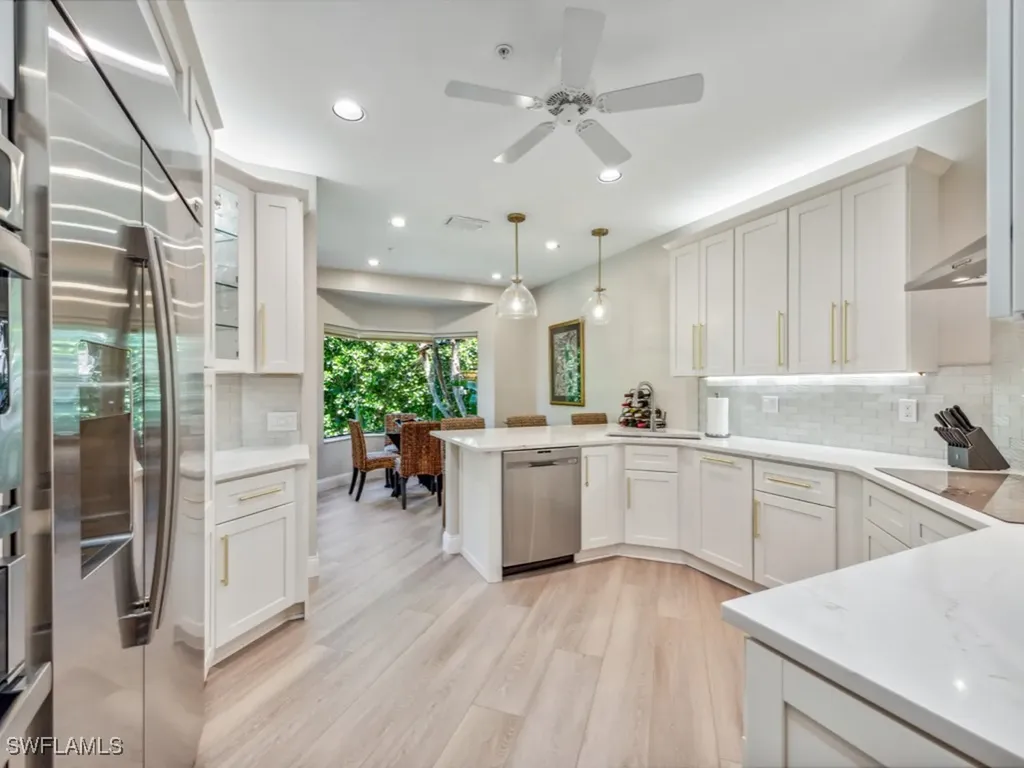241 Colonade Circle Naples FL 34103