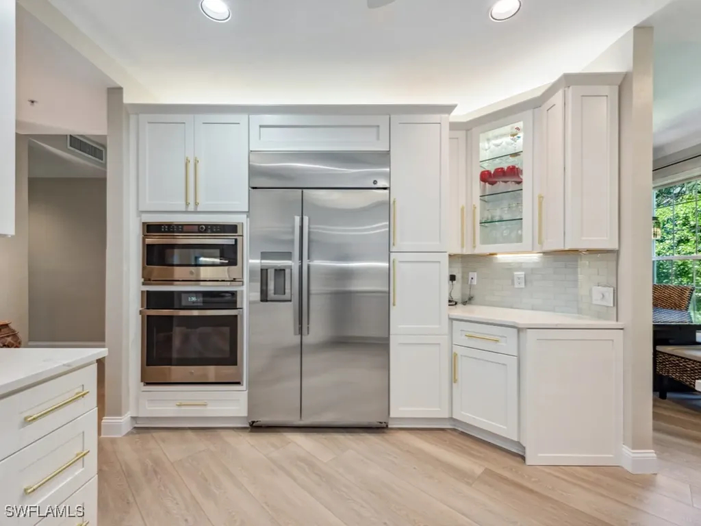 241 Colonade Circle Naples FL 34103