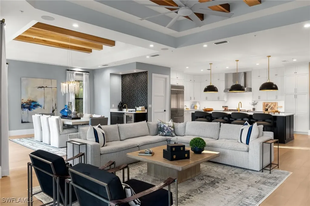 Naples FL, 16308 Corsica Way, Unit 202