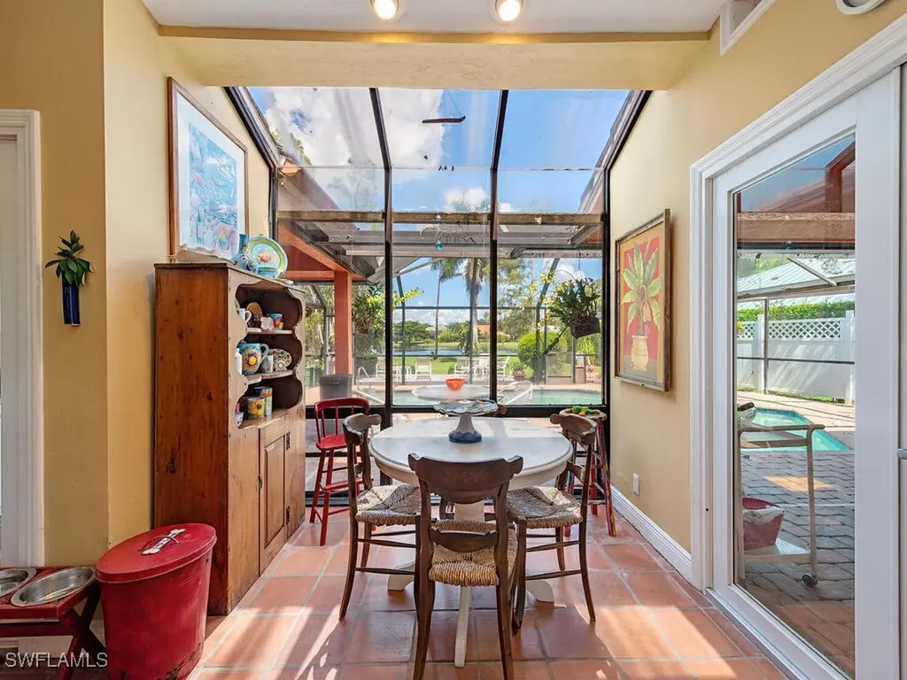1201 Goldfinch Way Naples FL 34105