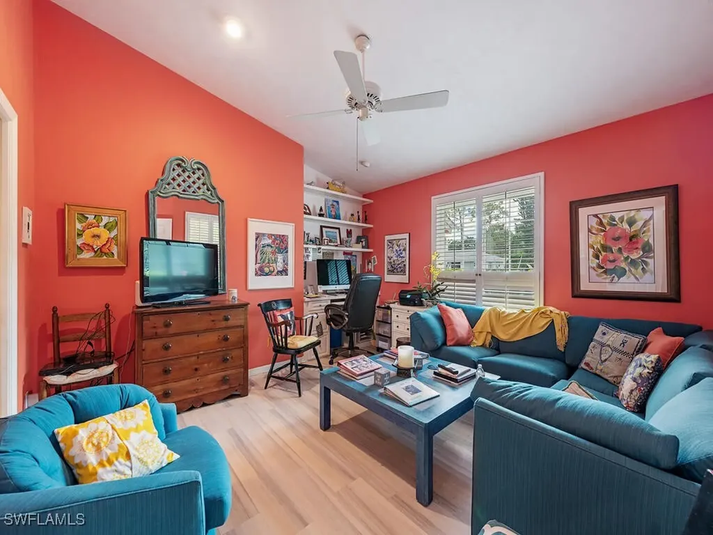 1201 Goldfinch Way Naples FL 34105