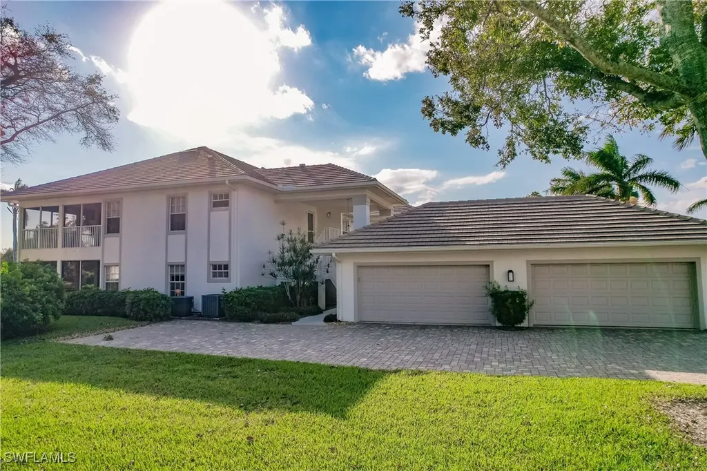 8251 Grand Palm Drive Estero FL 33967