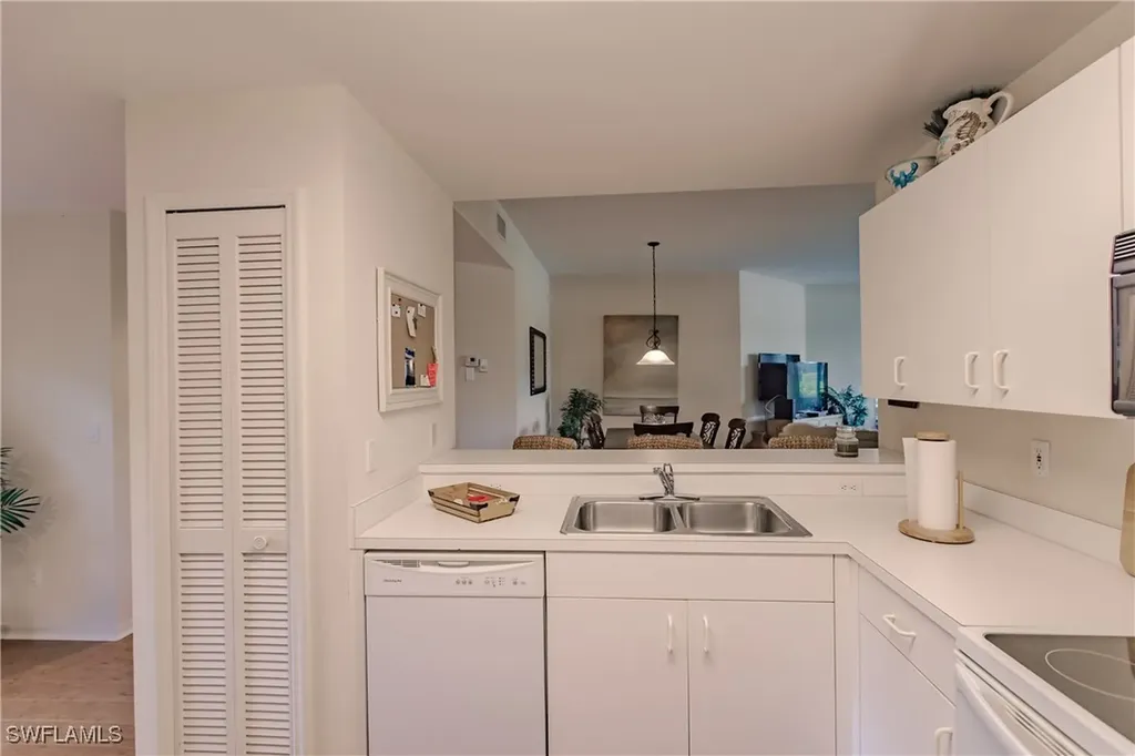 8251 Grand Palm Drive Estero FL 33967