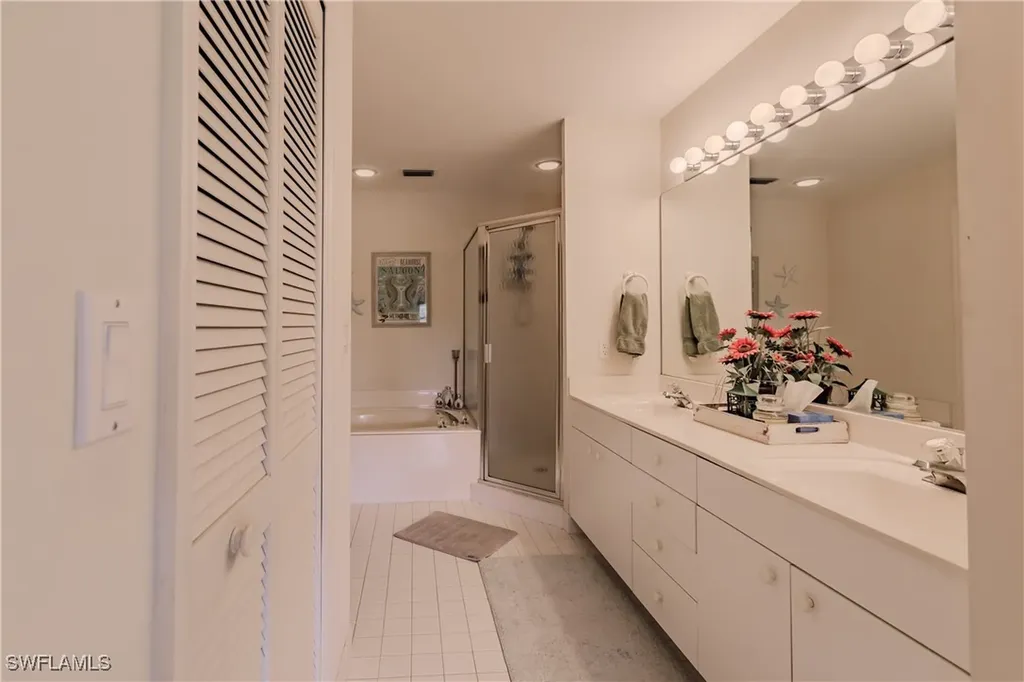 8251 Grand Palm Drive Estero FL 33967