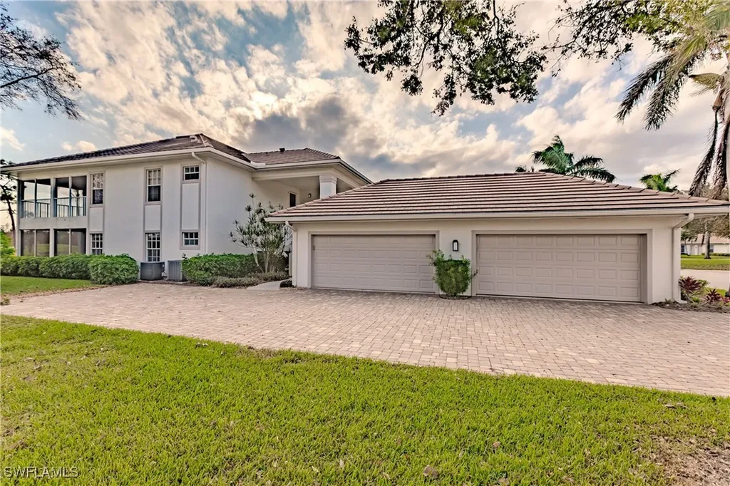 8251 Grand Palm Drive Estero FL 33967