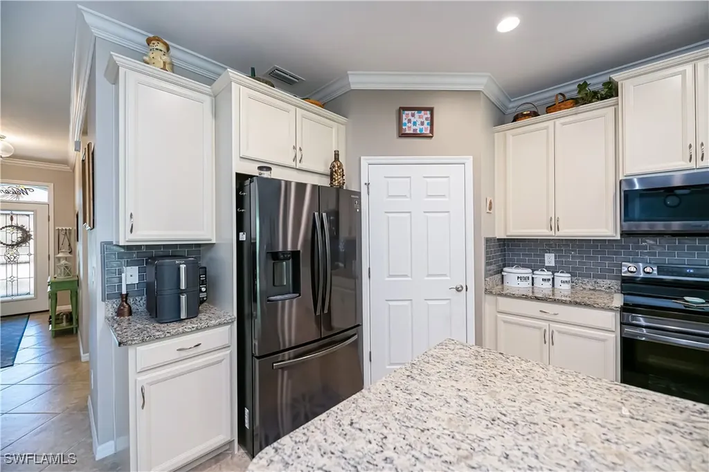 3145 Apple Blossom Drive Alva FL 33920