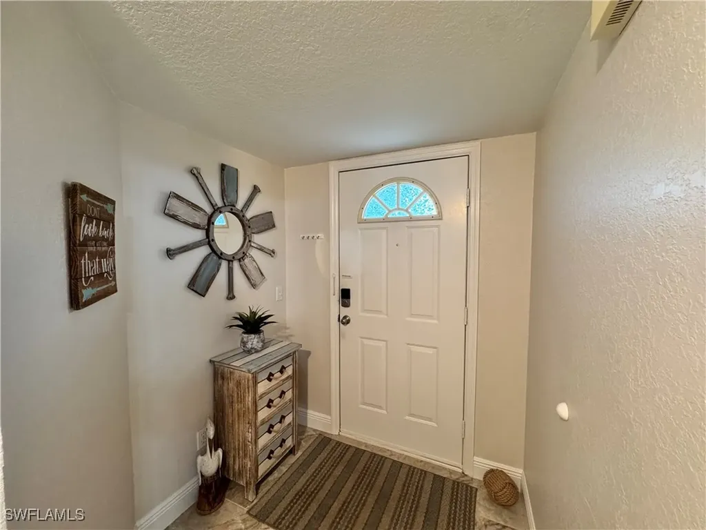 484 Belina Drive Naples FL 34104
