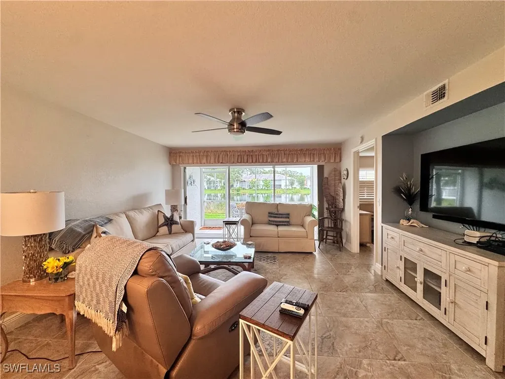 484 Belina Drive Naples FL 34104