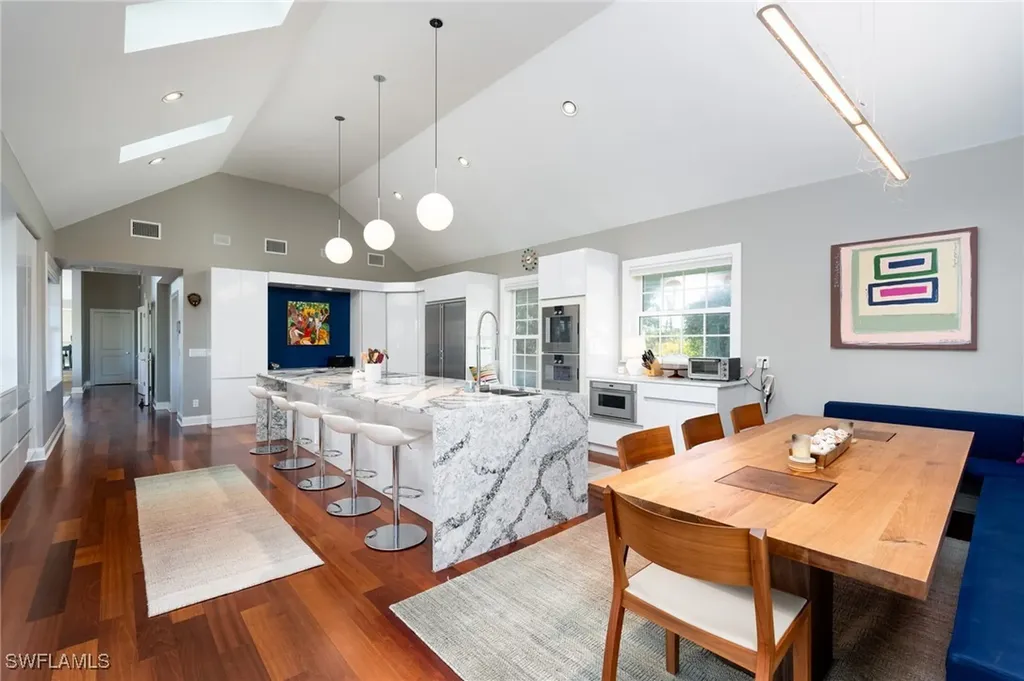 1133 Golden Olive Court Sanibel FL 33957