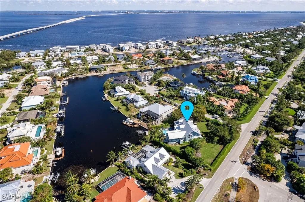1133 Golden Olive Court Sanibel FL 33957