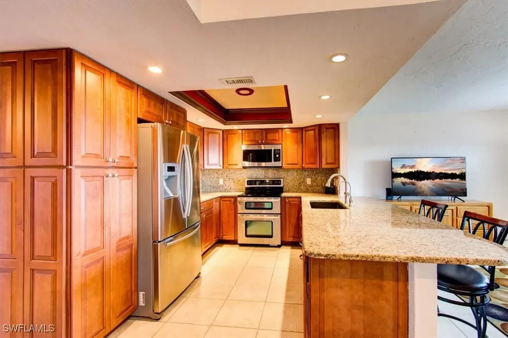 4906 Victoria Drive Cape Coral FL 33904