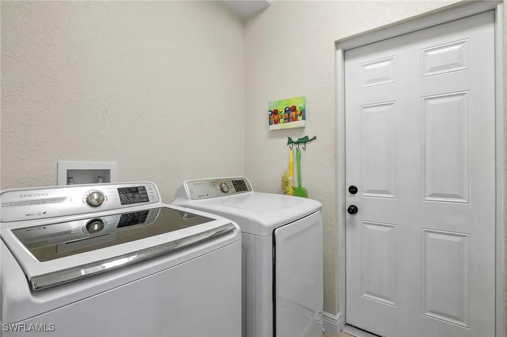 212 NW 26th Place Cape Coral FL 33993