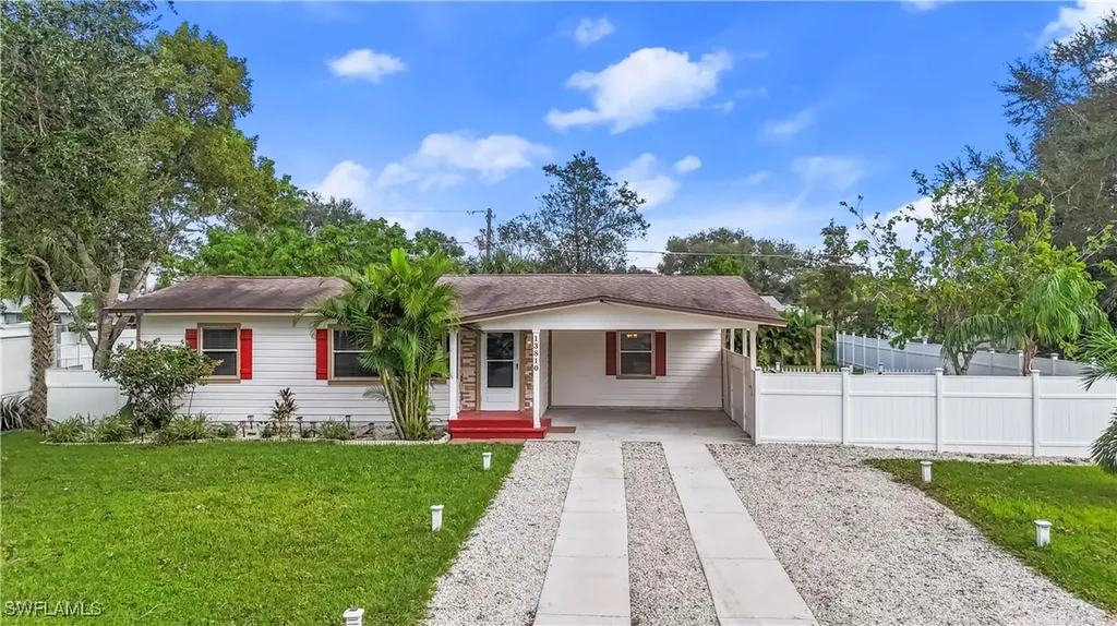 13810 Fourth Street Fort Myers FL 33905