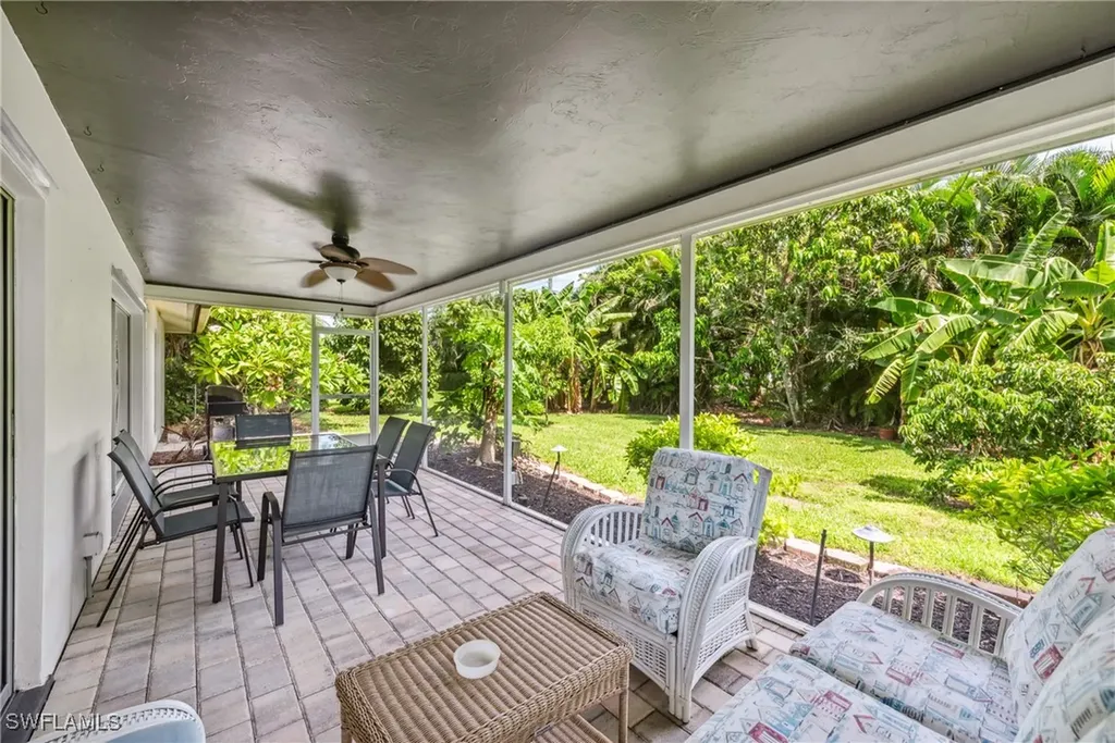 4519 Lakewood Boulevard Naples FL 34112