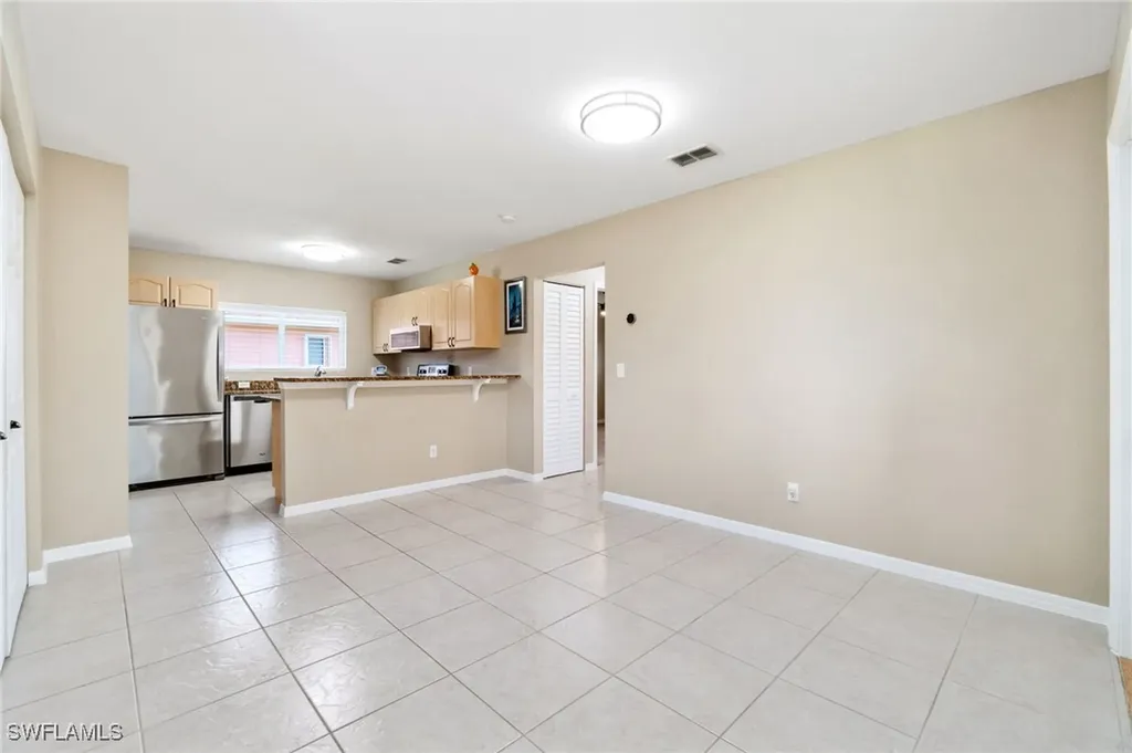 2424 43rd Avenue NE Naples FL 34120