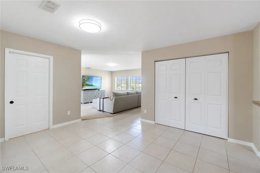 2424 43rd Avenue NE Naples FL 34120