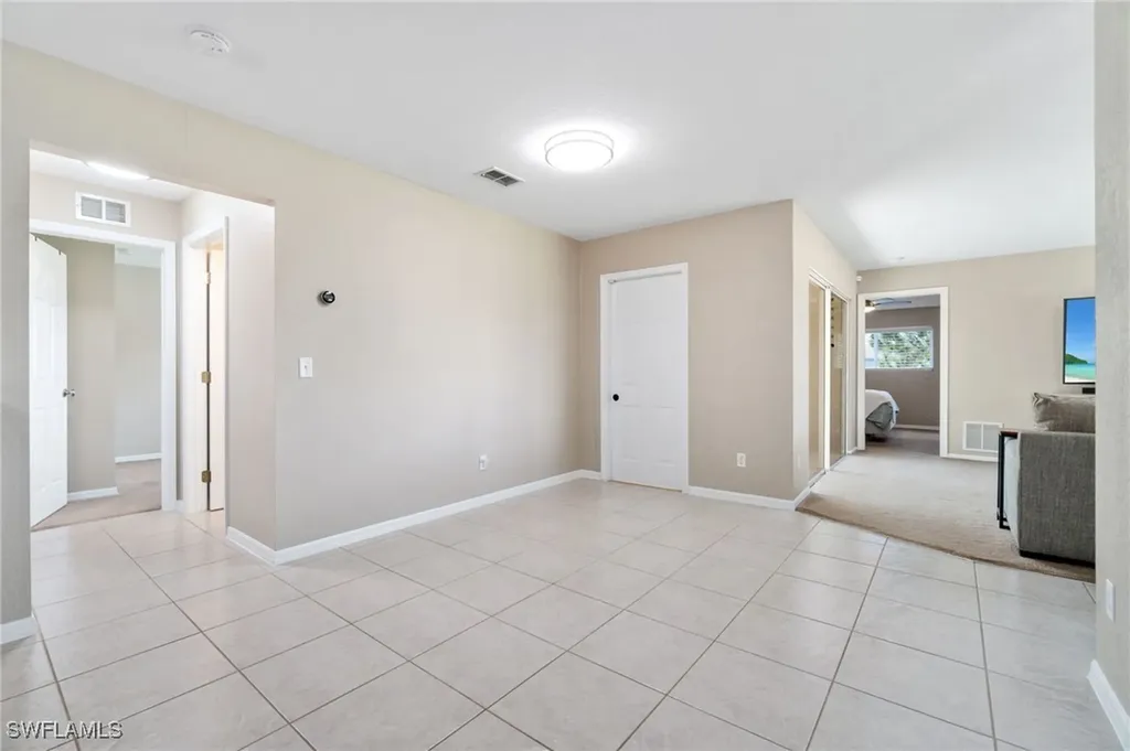 2424 43rd Avenue NE Naples FL 34120