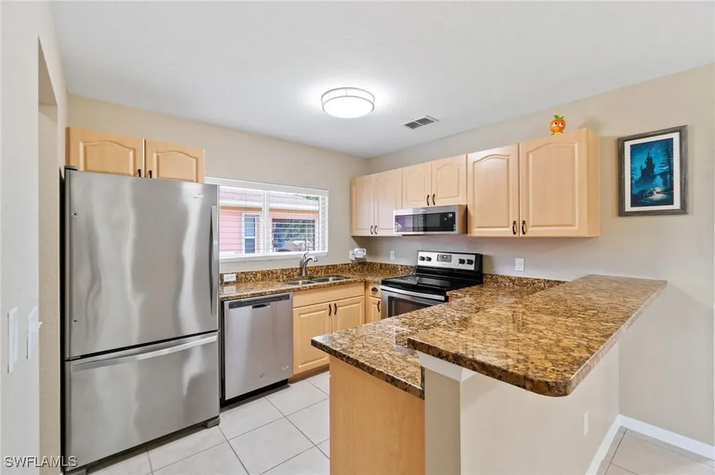 2424 43rd Avenue NE Naples FL 34120