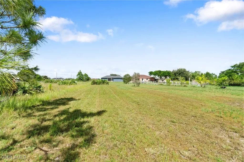 2424 43rd Avenue NE Naples FL 34120