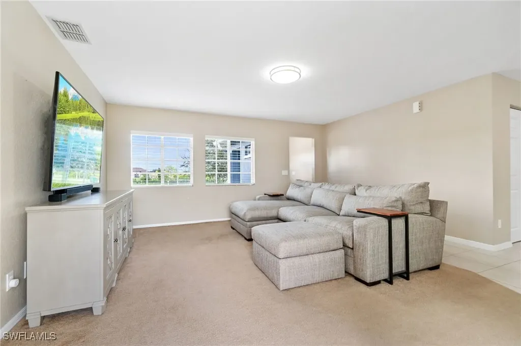 2424 43rd Avenue NE Naples FL 34120