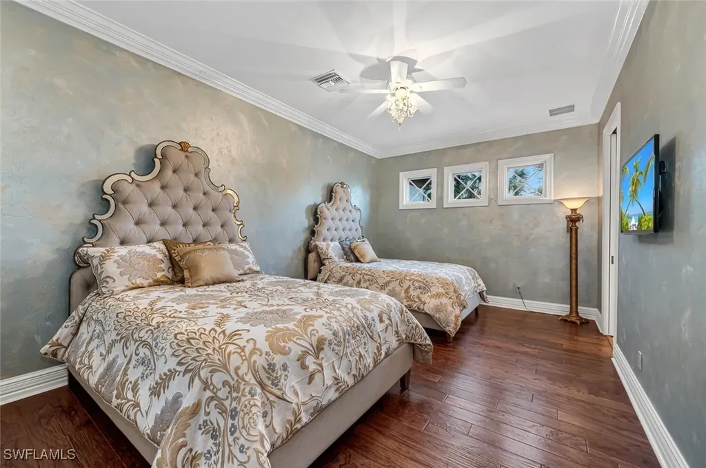 4453 Brynwood Drive Naples FL 34119
