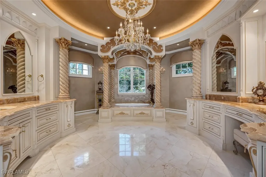 4453 Brynwood Drive Naples FL 34119