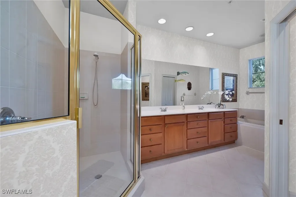 8225 Danbury Boulevard Naples FL 34120