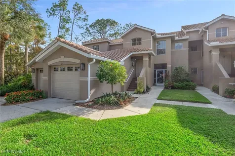 8225 Danbury Boulevard Naples FL 34120