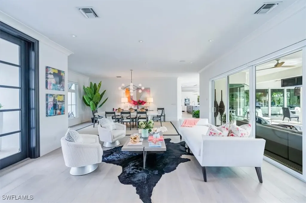 640 17th Avenue S Naples FL 34102