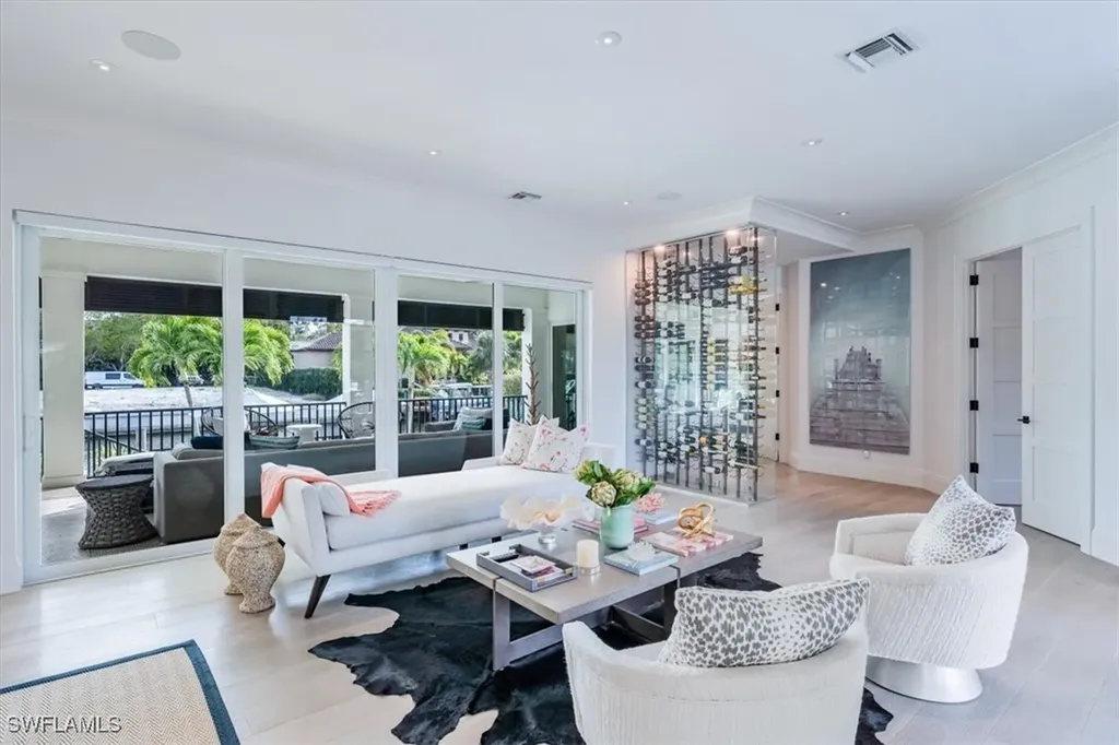 640 17th Avenue S Naples FL 34102