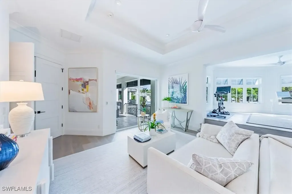 640 17th Avenue S Naples FL 34102