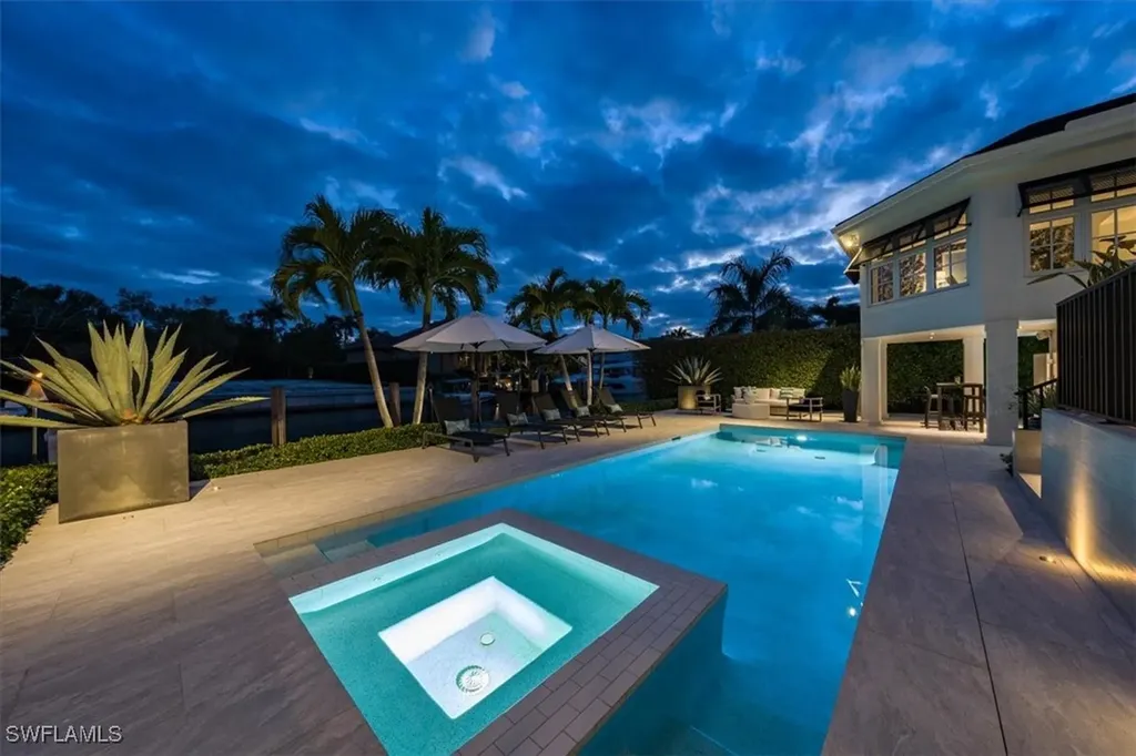 640 17th Avenue S Naples FL 34102