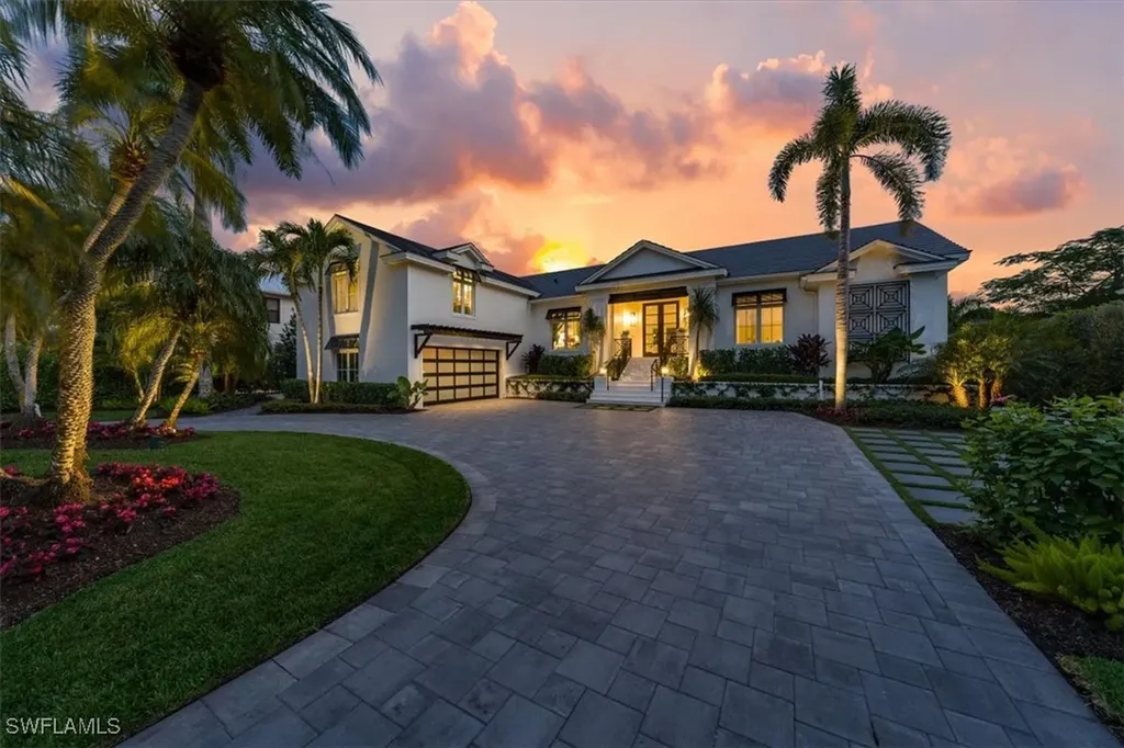 640 17th Avenue S Naples FL 34102