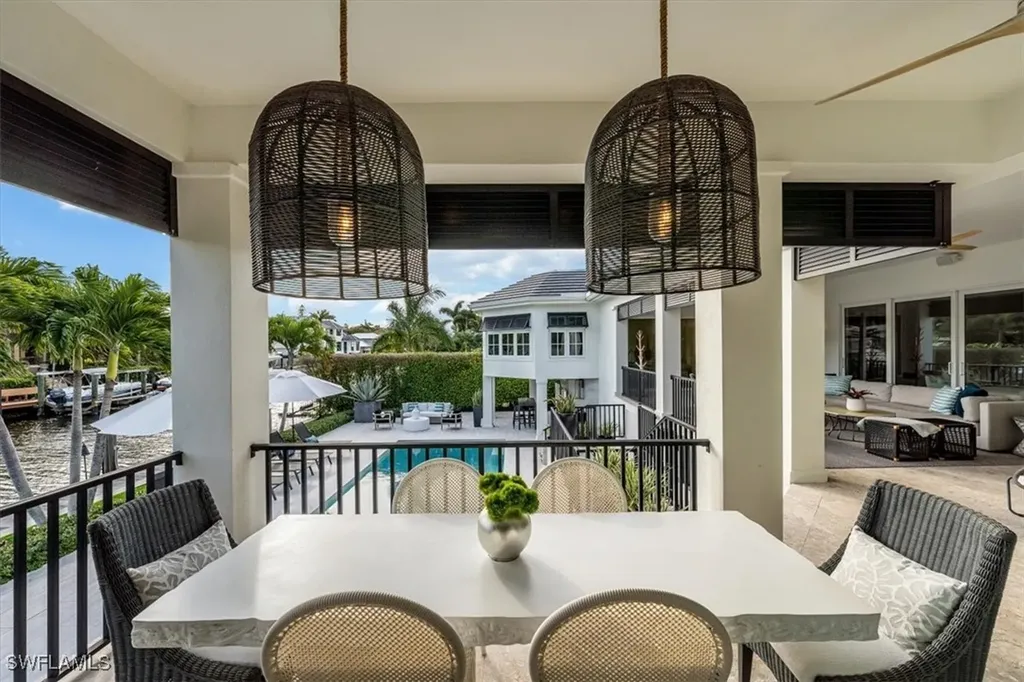 640 17th Avenue S Naples FL 34102