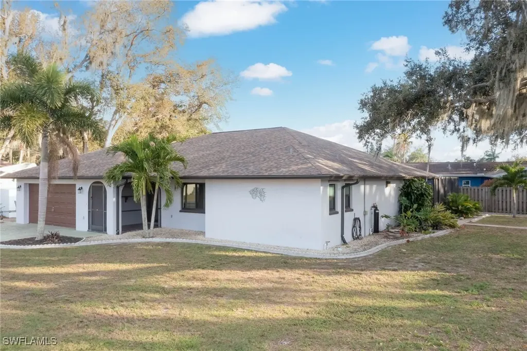 14807 Riverview Court Fort Myers FL 33905