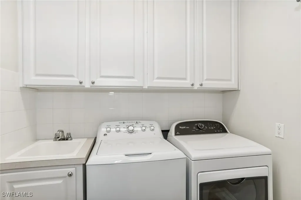 28602 Alessandria Circle Bonita Springs FL 34135