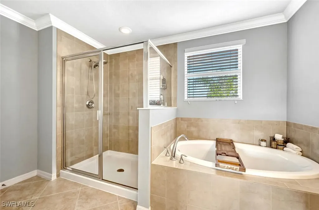 14662 Fern Lake Court Naples FL 34114