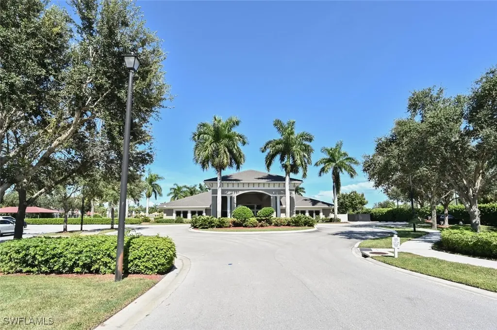 14662 Fern Lake Court Naples FL 34114