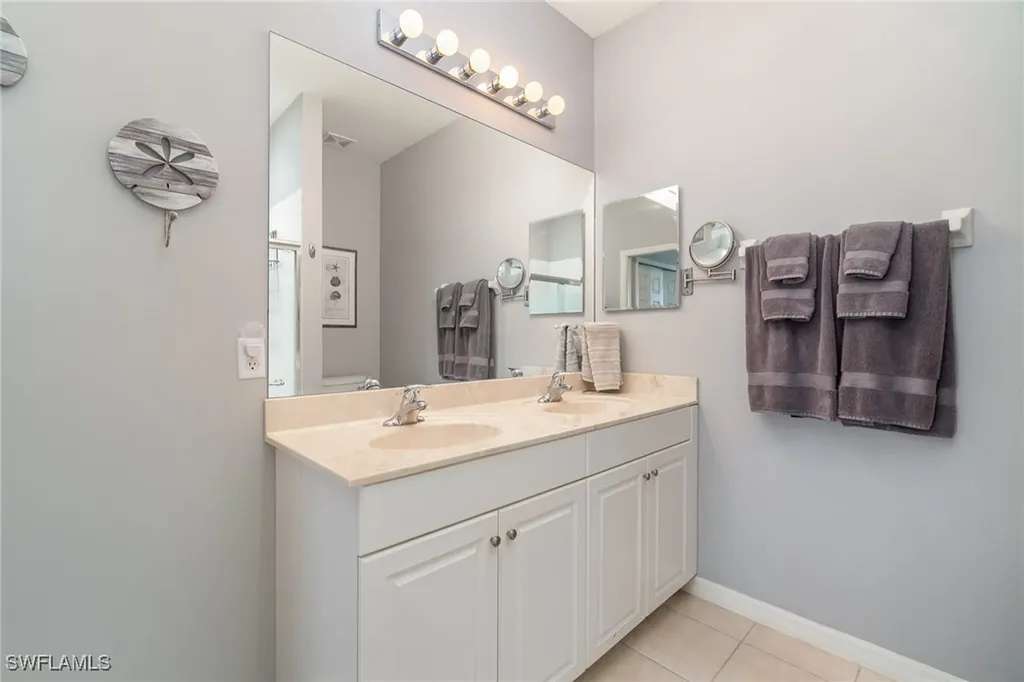 10607 Camarelle Circle Fort Myers FL 33913