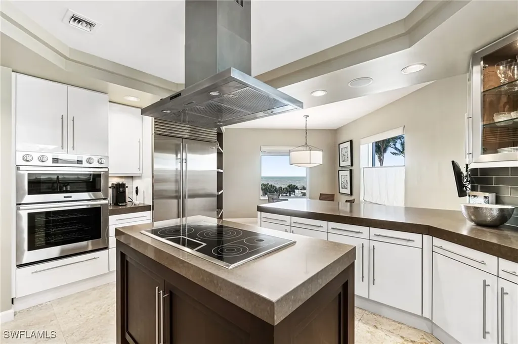 8473 Bay Colony Drive Naples FL 34108
