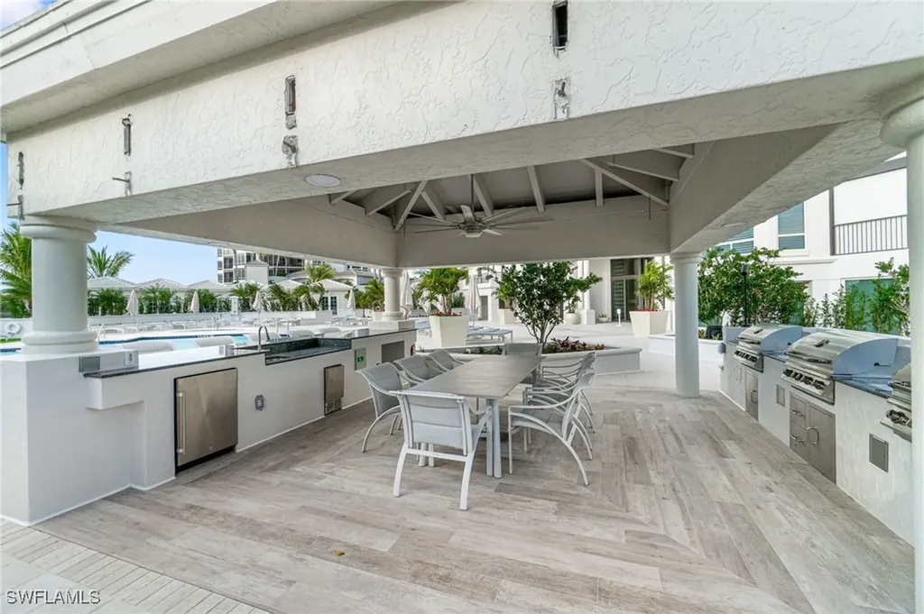 8473 Bay Colony Drive Naples FL 34108
