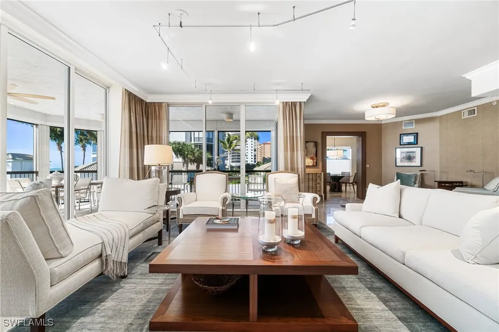 8473 Bay Colony Drive Naples FL 34108