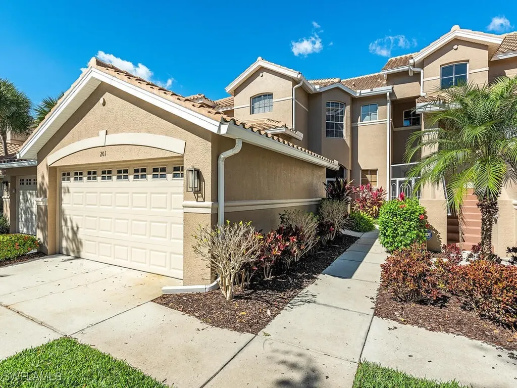 Naples FL, 8477 Radcliffe Terrace, Unit 201